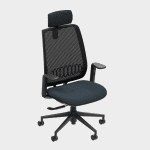 Ergonomisks biroja krēsls ar sietauduma atzveltni un galvas balstu, skats no sāna.
